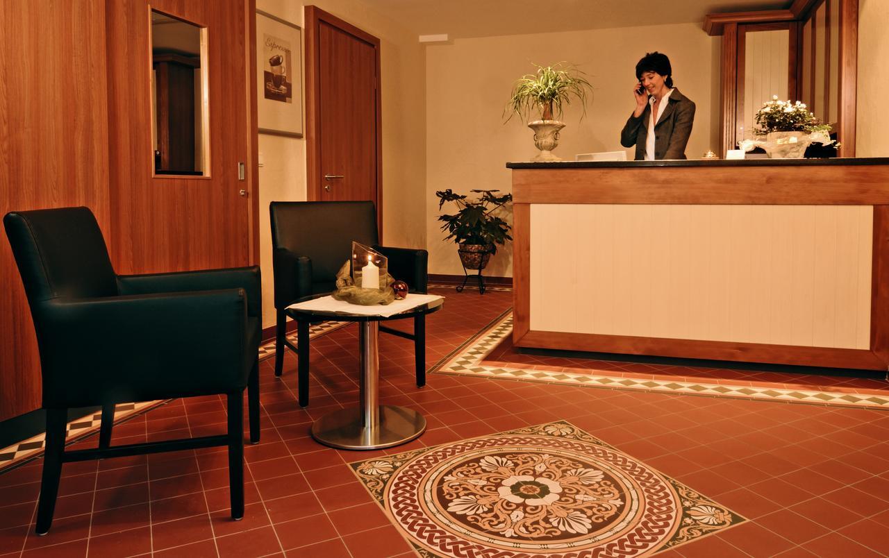 Hotel Alte Baeckerei Nidderau エクステリア 写真